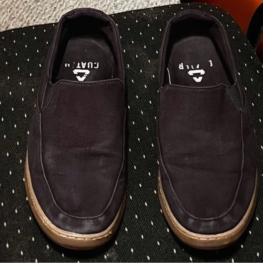 Cuater Travis Mathew Tracers slip on Cushioned Black:Gum. (Final price.)